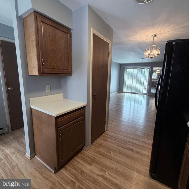 Foto del edificio - 1158 Westgate Dr