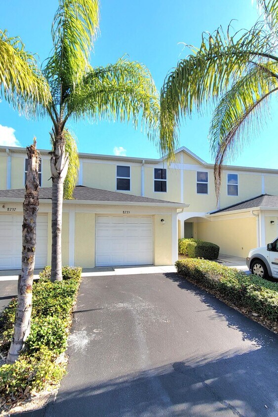 8735 Clara Elizabeth Ln, Cape Canaveral, FL 32920 Townhome Rentals in