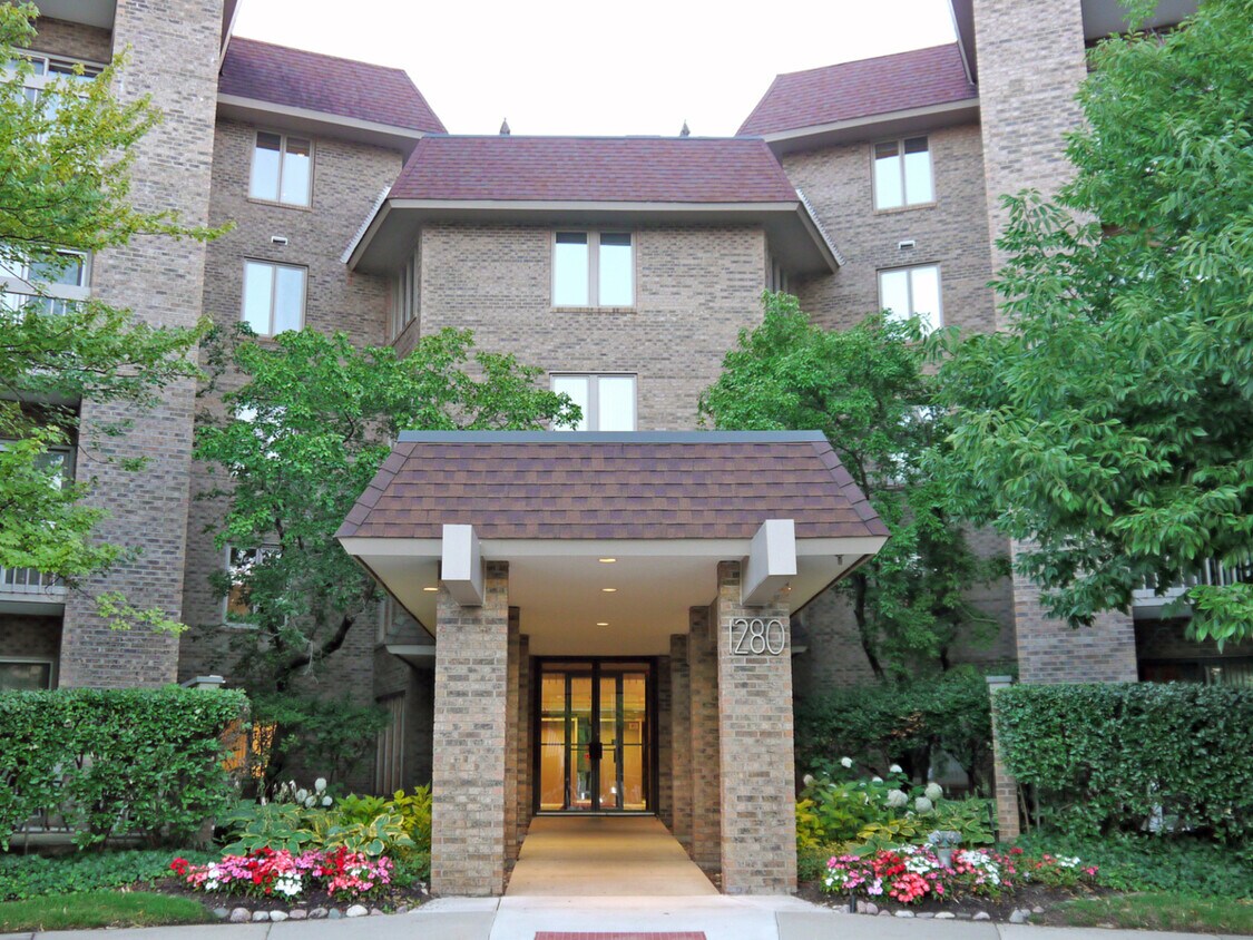 1280 Rudolph Dr Unit 5E, Northbrook, IL 60062 Condo for Rent in Northbrook, IL