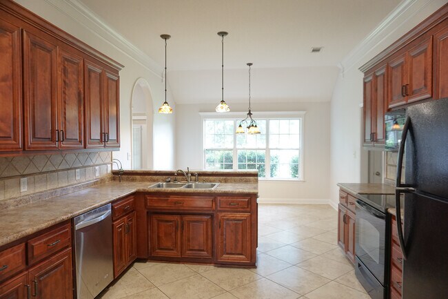 Foto del edificio - 4032 Applecross Rd