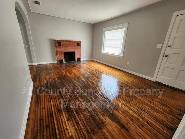 Photo - 2105 28th Street S House