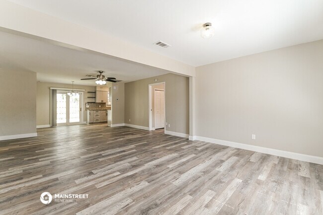 Building Photo - 15515 Spring Line Ln