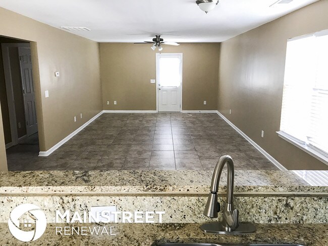 Building Photo - 925 Corvus Ct