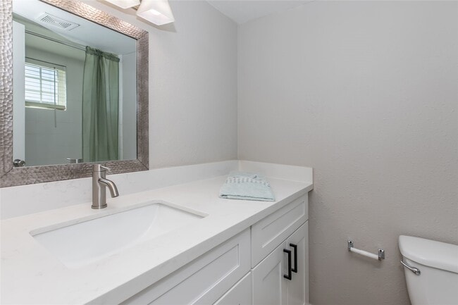 Foto del edificio - 1515 Campbell Rd