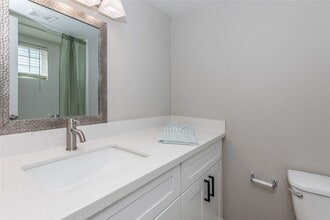 Building Photo - 1515 Campbell Rd