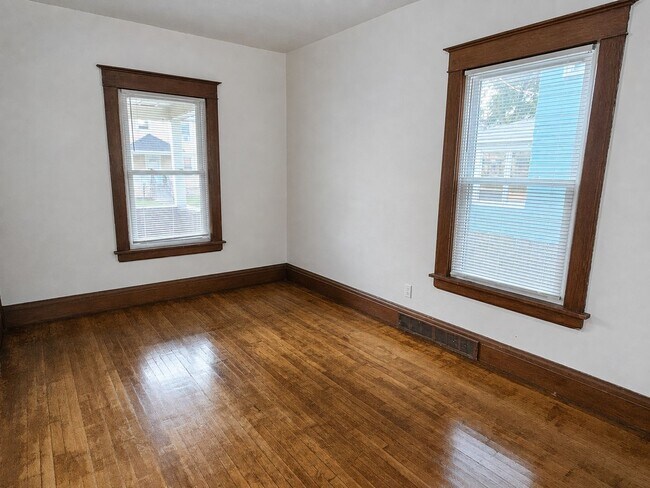 Building Photo - 50-52-52 Winterroth St