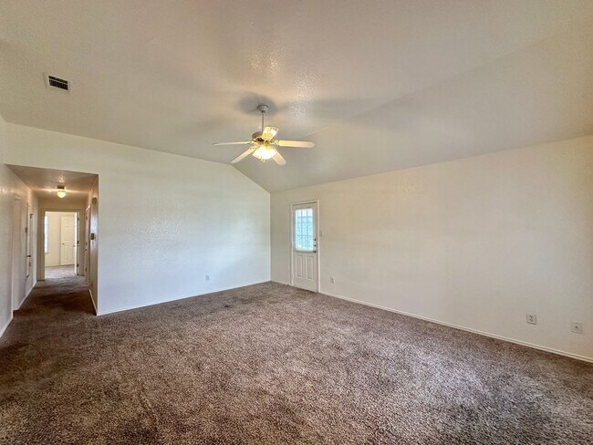 Foto del edificio - 3704 Gus Dr