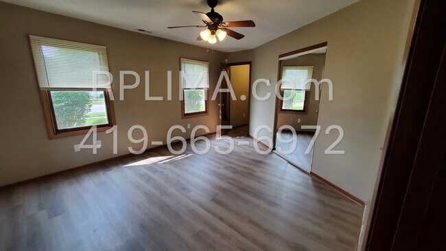 Foto del edificio - 1593 Plainfield Dr