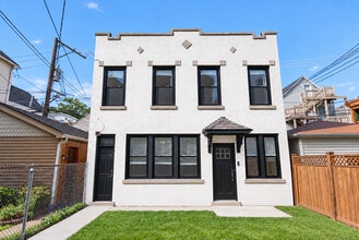 Building Photo - 1328 W Nelson St