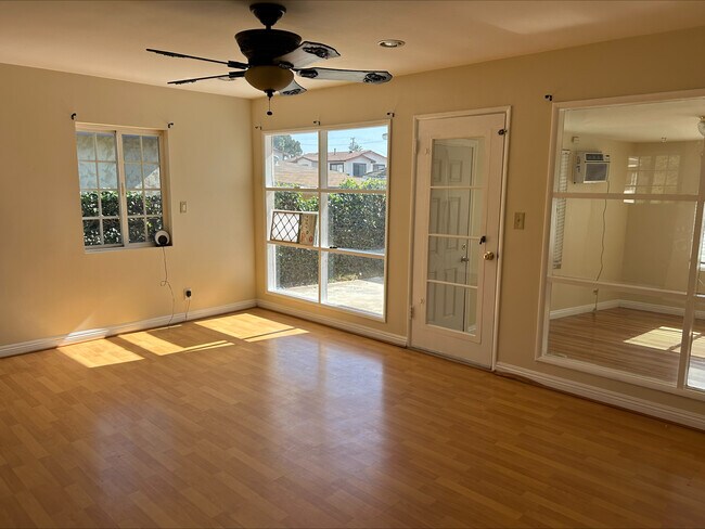 Foto del edificio - 8934 Callita St