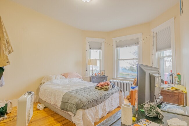 Foto del edificio - 752 Bennington St