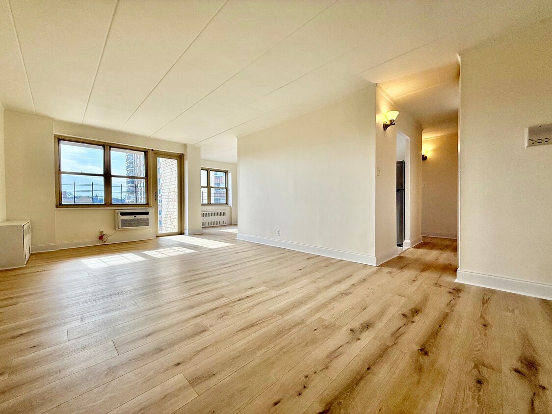 Primary Photo - 30 Park Ave