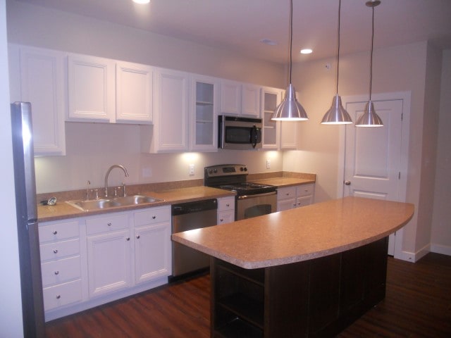 Building Photo - Abodes Downtown- KOT and Franklin