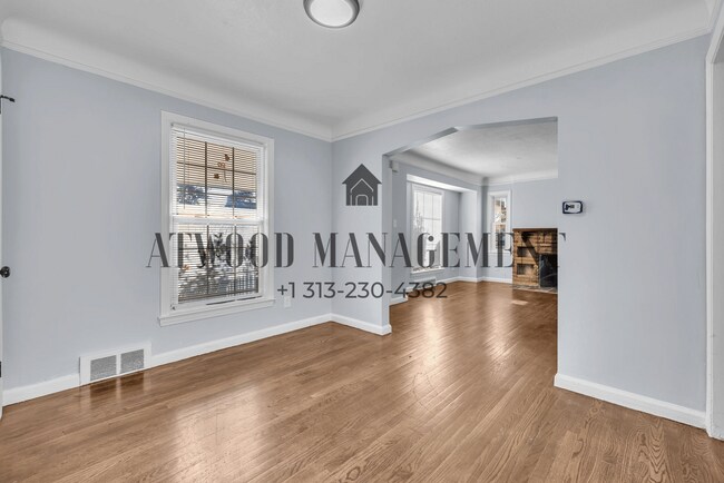 Foto del edificio - 9257 Warwick St