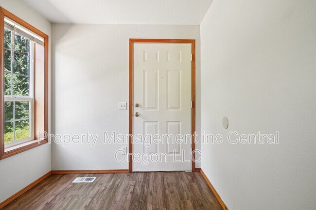 Foto del edificio - 2110 Baines Blvd