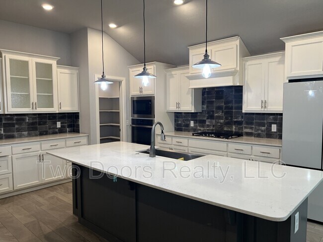 Foto del edificio - 624 Carolyn Ridge Rd