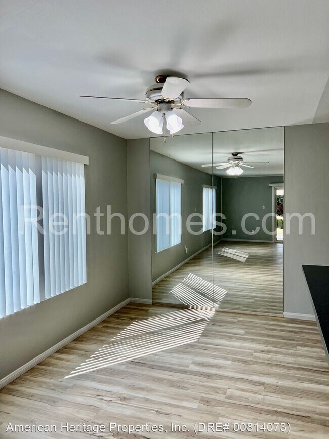 Foto del edificio - 3 br, 2 bath House - 4575 Mount Bigelow Drive