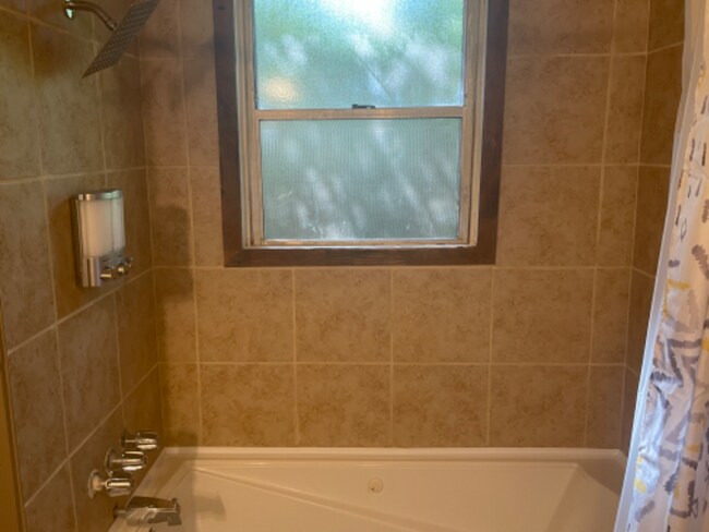 Foto del edificio - 2804 Renwick St