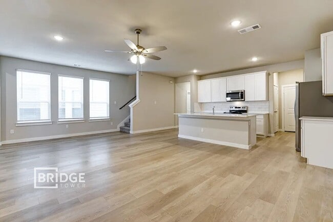 Building Photo - 4107 Tobin Dr