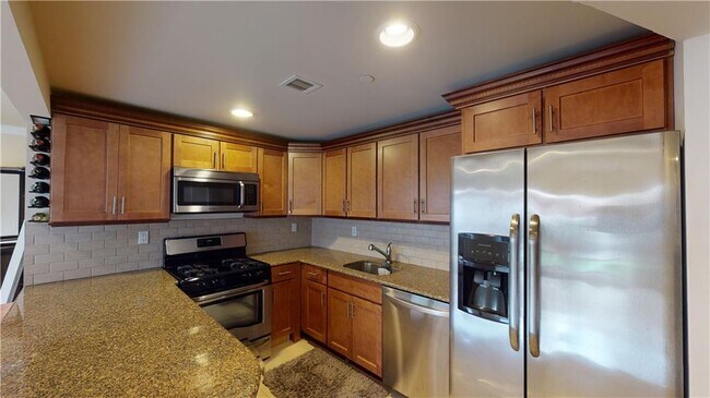 Foto del edificio - 3165 Emmons Ave