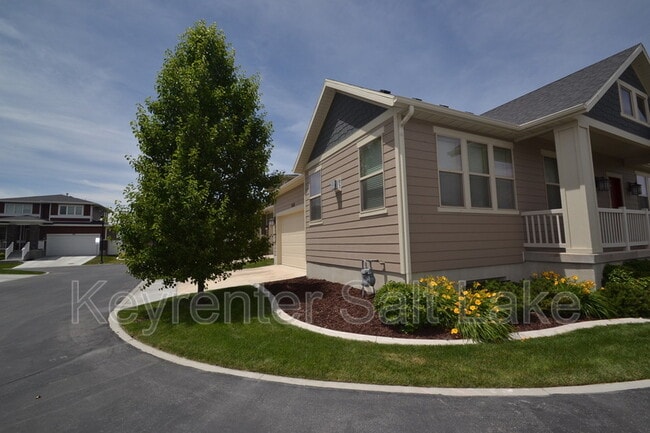 Photo - 938 Rebecca View Dr House