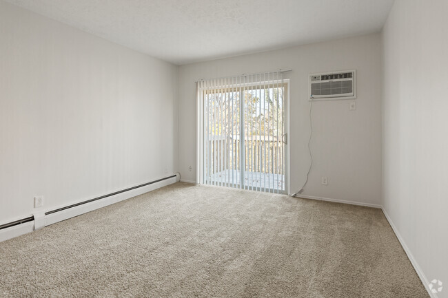 2BR, 1.5BA - 850SF - Living Room - Mears Place Apartments