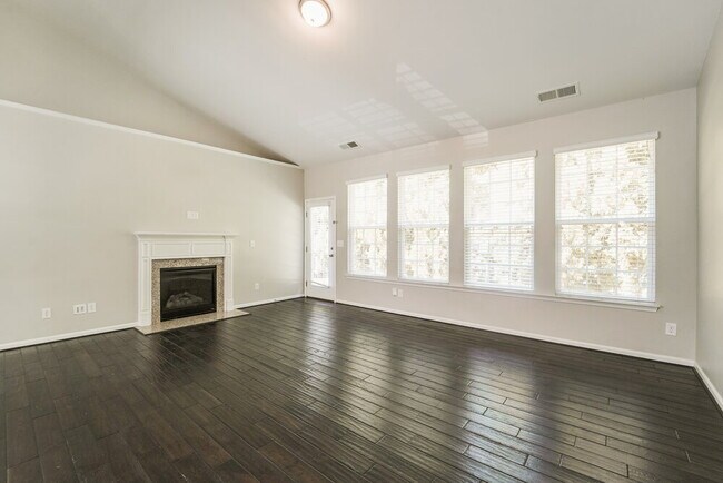 Building Photo - 17300 Hampton Trace Rd