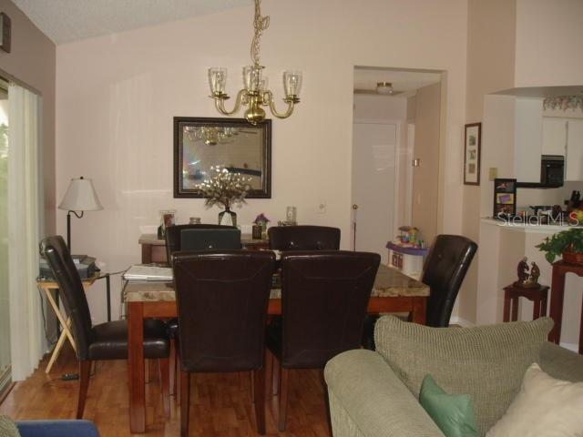 Foto del edificio - 9714 Fox Hollow Rd