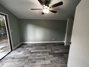 Building Photo - 1147 Goldenrod Rd