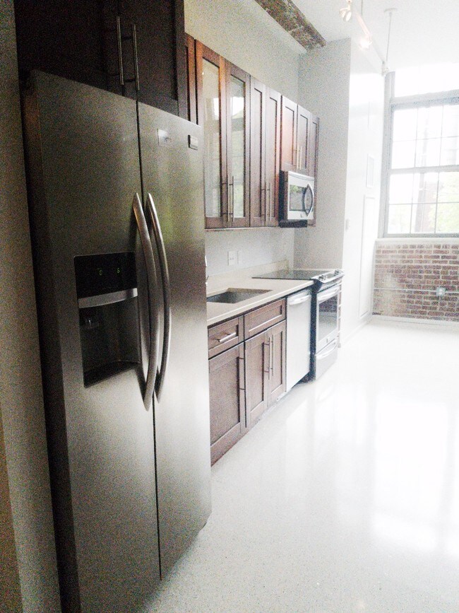 Foto del edificio - 275 Medford St