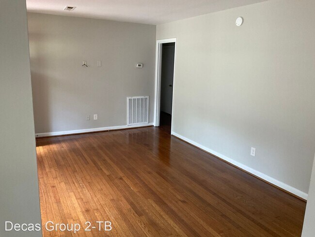 Foto del edificio - 3 br, 1.5 bath House - 1720 2nd Street NE