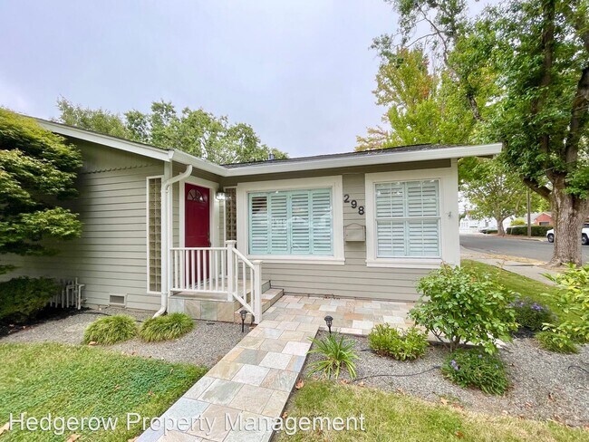 Foto del edificio - 3 br, 2 bath House - 298 S Hartson Street