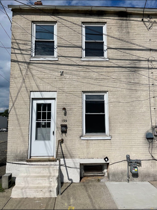 199 Cedar Aly, Phillipsburg, NJ 08865 House Rental in Phillipsburg