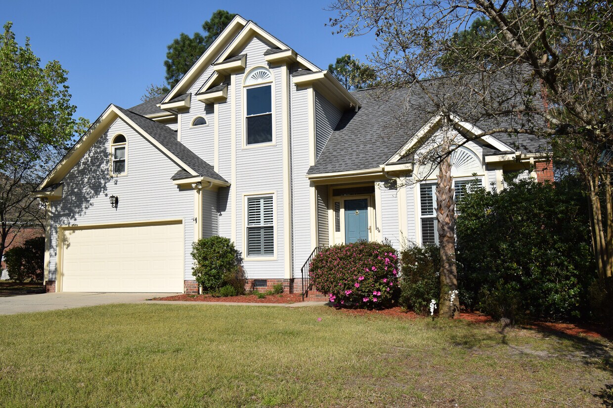 Primary Photo - 26 Valkyrie Cir
