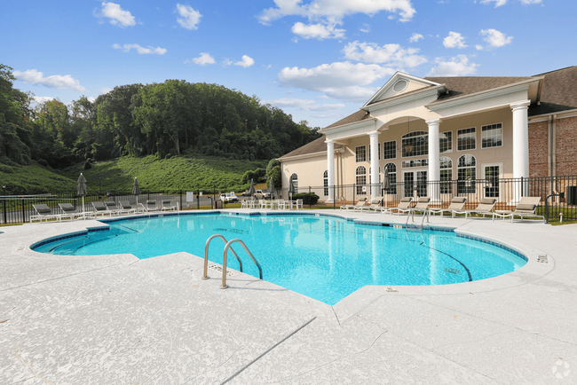 Building Photo - Forest Ridge Apartments