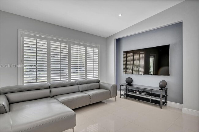 Building Photo - 8015 SW 136th St