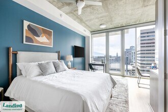 Building Photo - 151 S State St