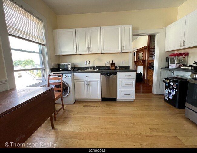 Foto del edificio - 183 Fellsway W