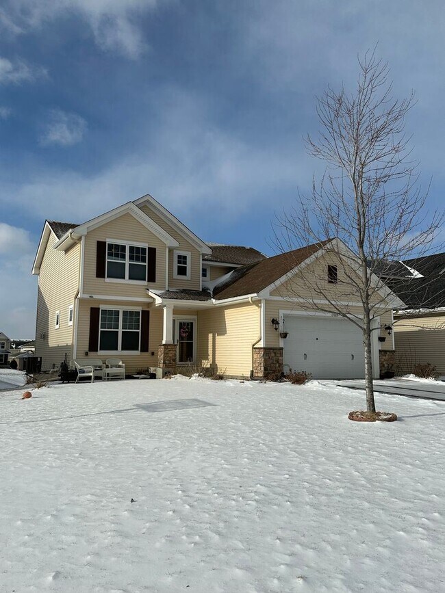 4 br, 2.5 bath House 19089 Galloway Cir House Rental in Corcoran