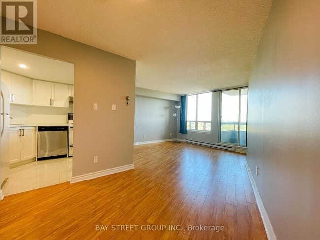 Building Photo - 150 Alton Towers Cir