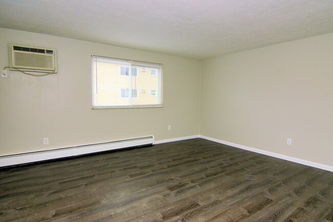 Building Photo - 106 Koehler Ave