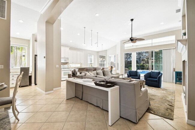 Building Photo - 7328 Lake Forest Gln