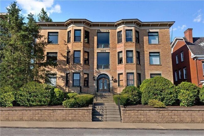 Foto del edificio - 121 Grandview Ave