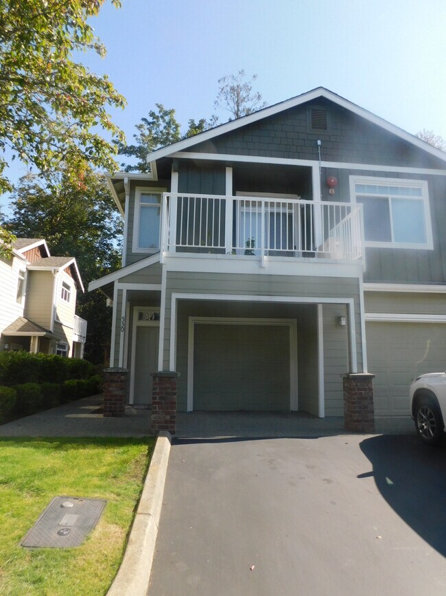 Building Photo - 530 241st Ln SE