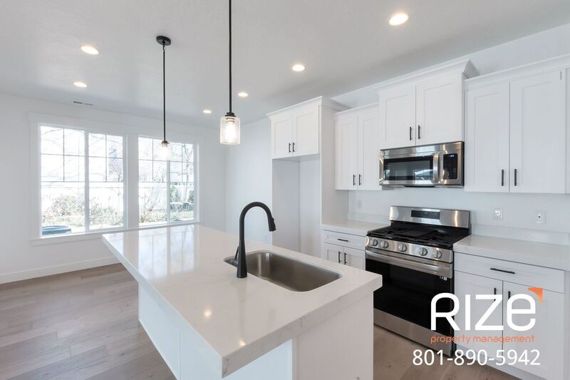 3953 S Mill Farm Ln Unit Salt Lake City, Millcreek, UT 84107 Condo