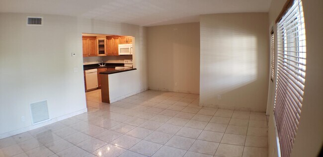 Foto del edificio - 4891 Sable Pine Cir