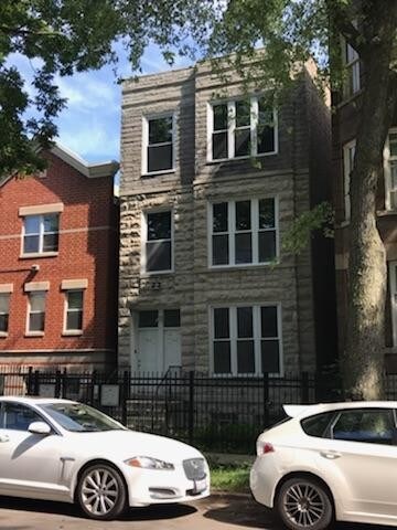 Primary Photo - 2622 W Evergreen Ave