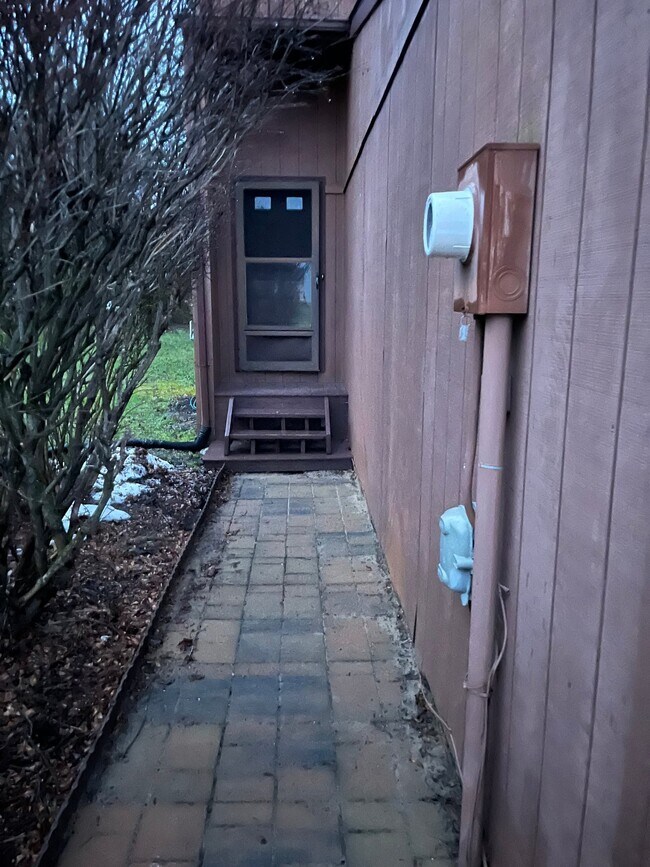 Foto del edificio - 47 Carol Ct