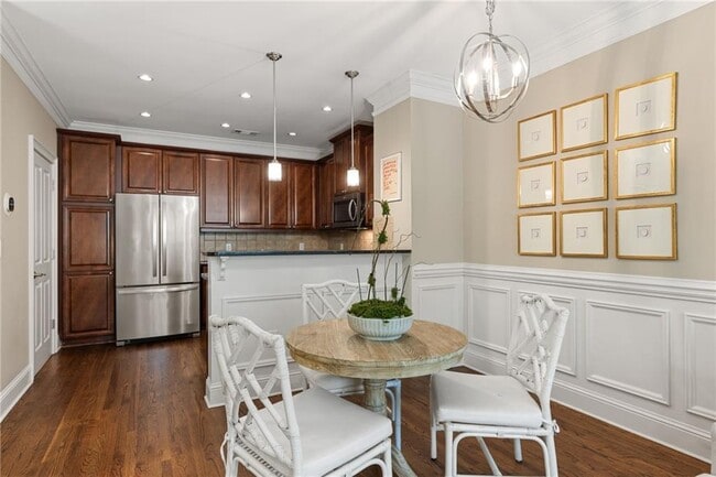 Foto del edificio - 3662 Ashford Creek View NE