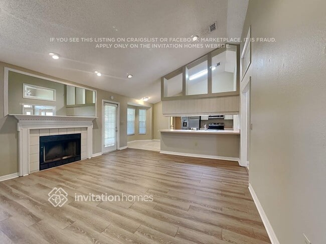 Building Photo - 7022 Morning Dove Loop W